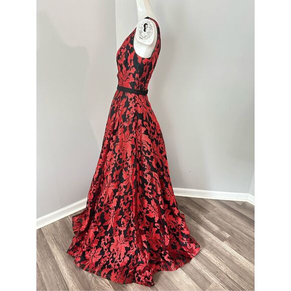 JOVANI PROM COLLECTION JVN55932 - Picture 6 of 9